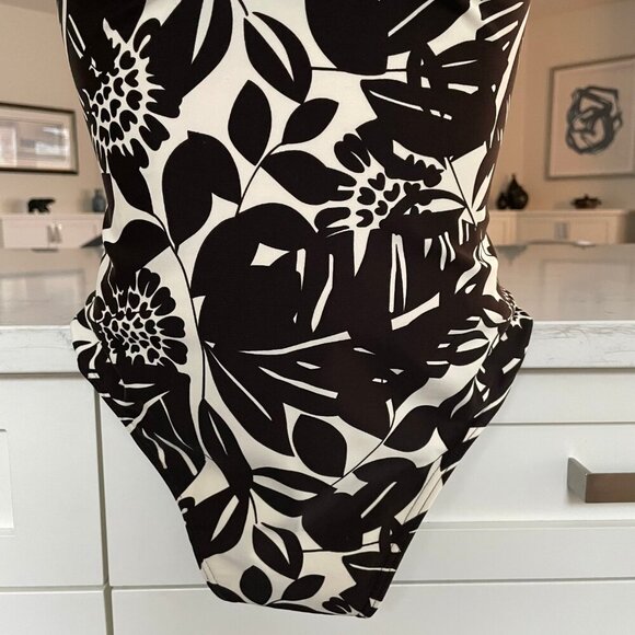 Next One Piece Floral Print Nylon Elastane Swim Suit Chocolate Brn Cream 34B UK - Picture 4 of 11